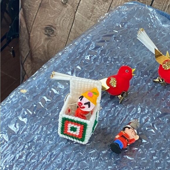 Set of various multiple small Christmas ornaments, many handmade - Picture 11 of 11